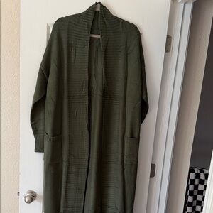 Elegant Olive Women's Sweater Cape